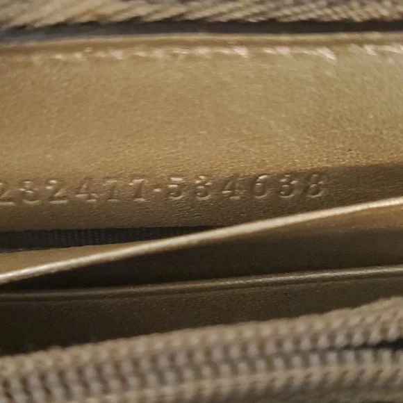 Gucci Guccisma Monogram Zippy Long Wallet - Picture 6 of 8